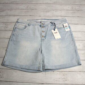 Wallflower Women's Denim Blue Jean Shorts Size 20 R Button Fly 6" Inseam